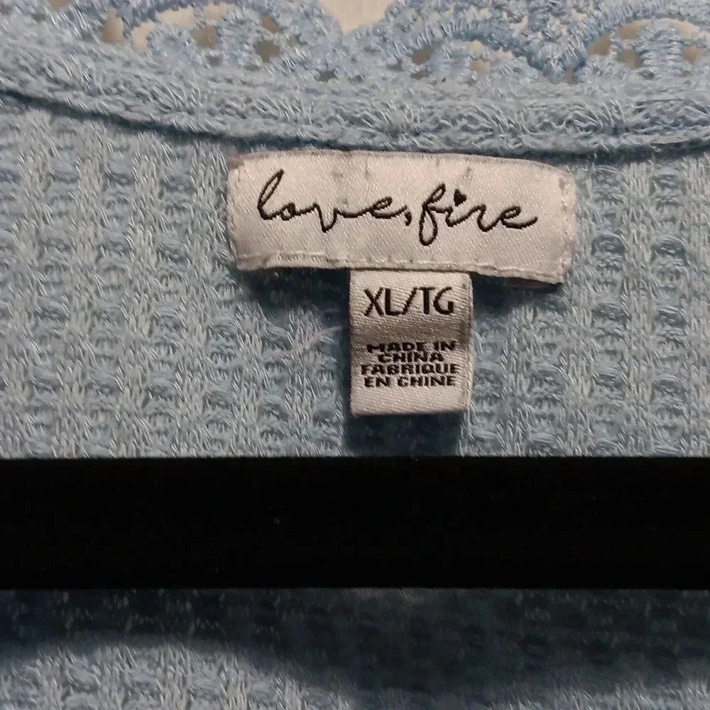 Womens XL Love Fire Baby Blue Babydoll Cropped Waffle Knit Crochet V Neck Top - Picture 3 of 8